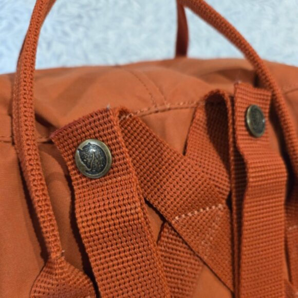 Fjällräven Kånken Classic - Terracotta Brown (Lightly Used) - Picture 3 of 8